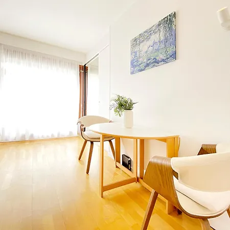 شقة Cosy Flat With The View Of Eiffel Tower *